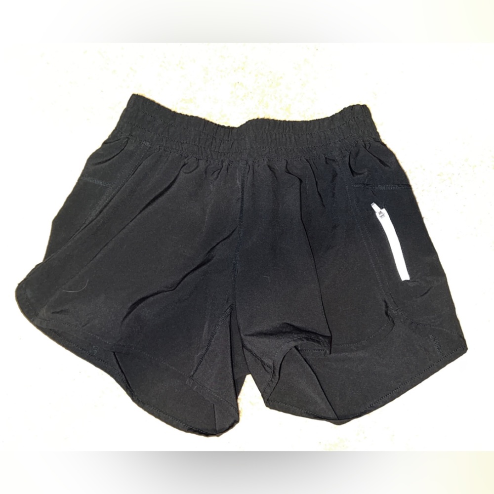 Zyia Shorts